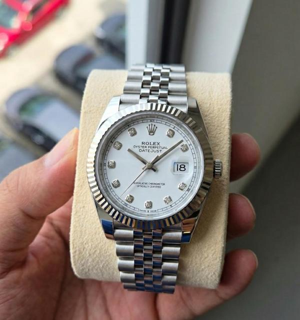 Rolex Oyster Perpetual Date Just Quartz